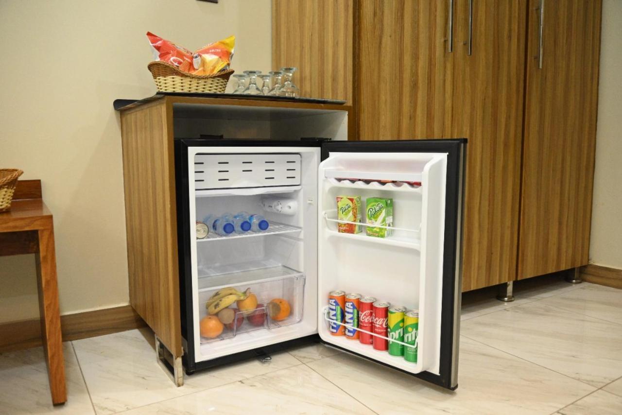 Hotel Pearl Inn Karachi Ngoại thất bức ảnh